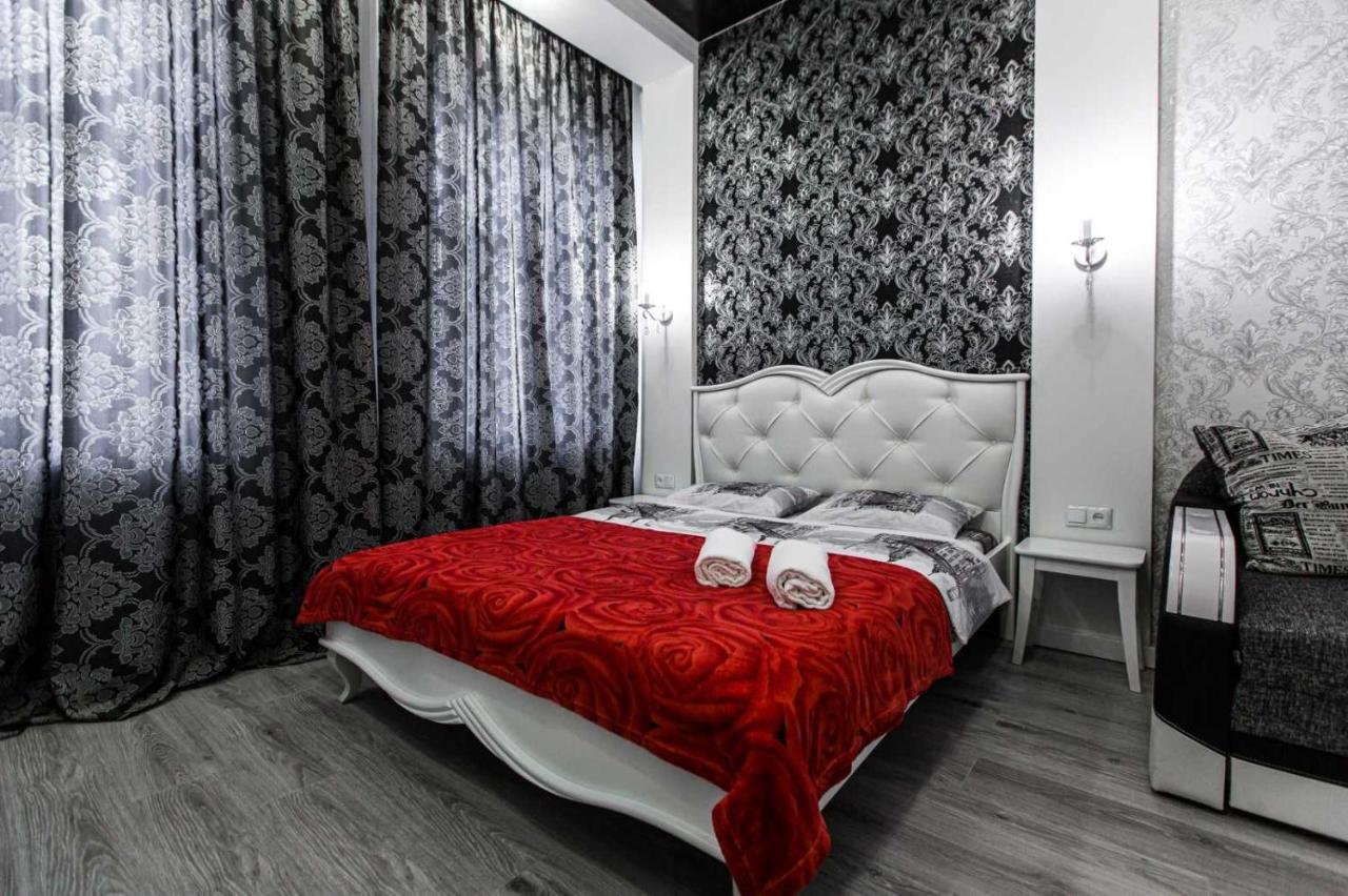 Однокомнатная Форум-Центр Apartment Lviv Exterior photo